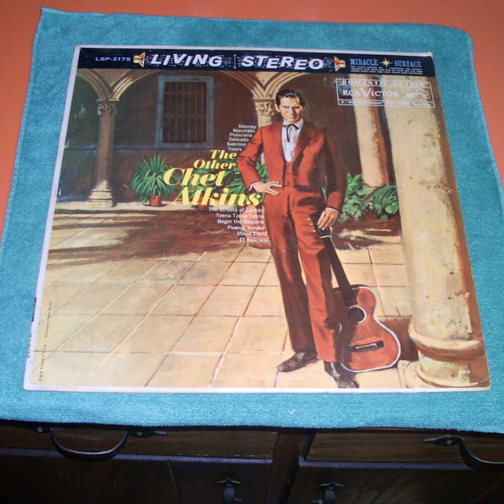 Chet Atkins vinyl record album